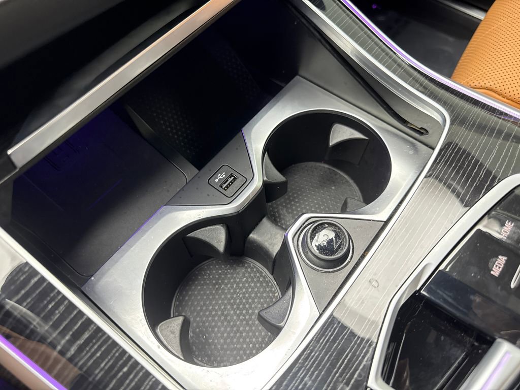 Used 2024 BMW X7 xDrive40i w/ M Sport Package image 72