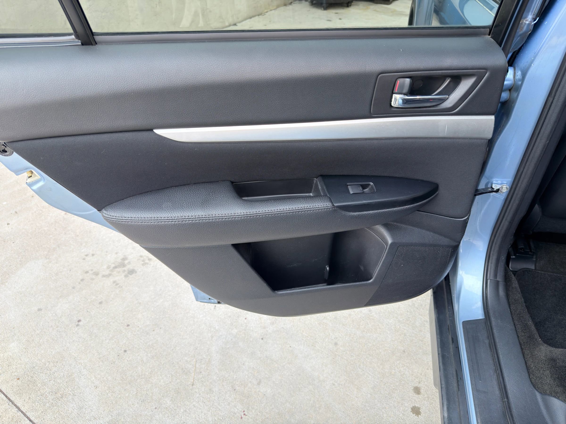 Used 2012 Subaru Outback 2.5i Premium image 26