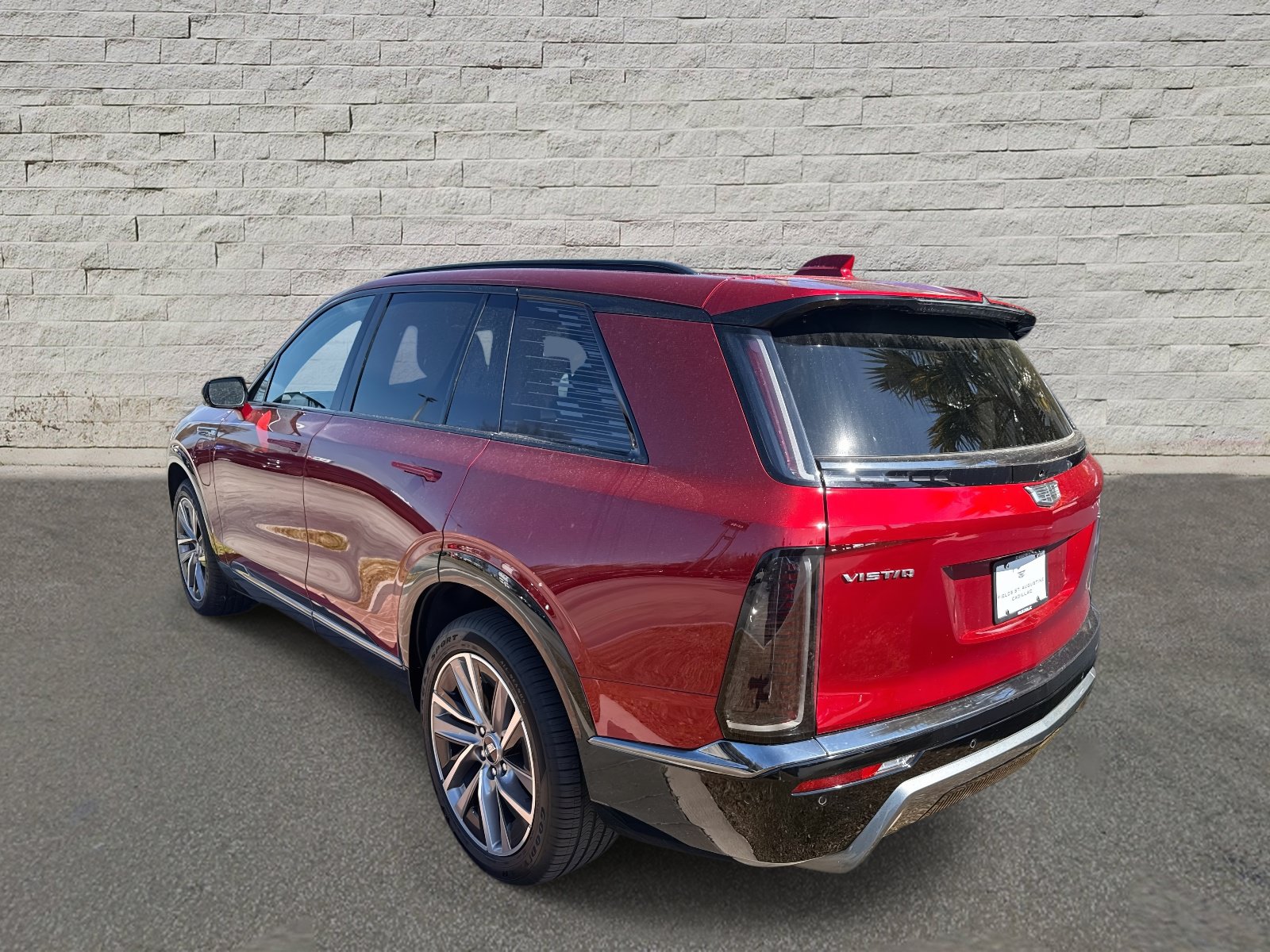 New 2026 Cadillac Vistiq Sport w/ LPO, Floor Liner Package AWD/4WD image 7