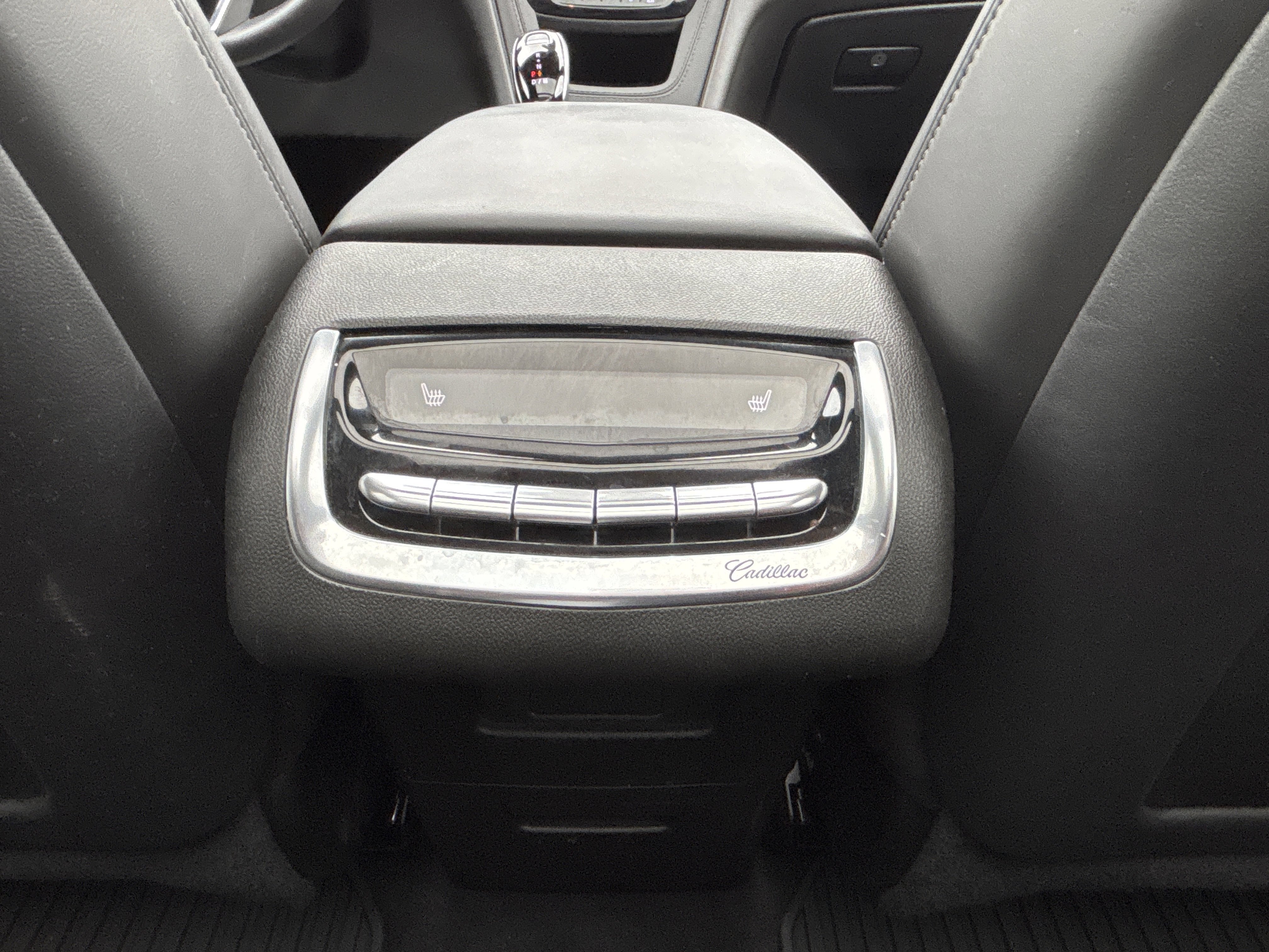 Used 2024 Cadillac XT6 Premium Luxury w/ Platinum Package image 34