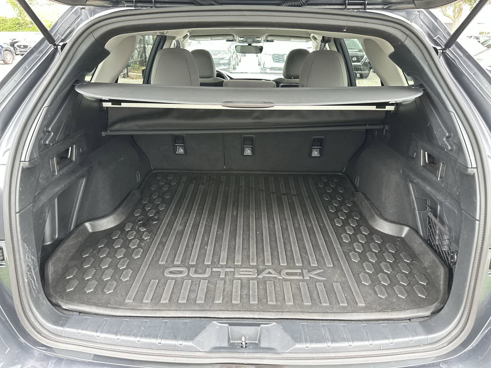 Used 2023 Subaru Outback Premium AWD/4WD image 17