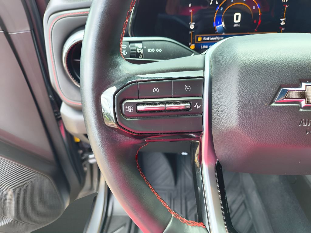 Used 2023 Chevrolet Colorado Z71 w/ Z71 Convenience Package 2 image 15