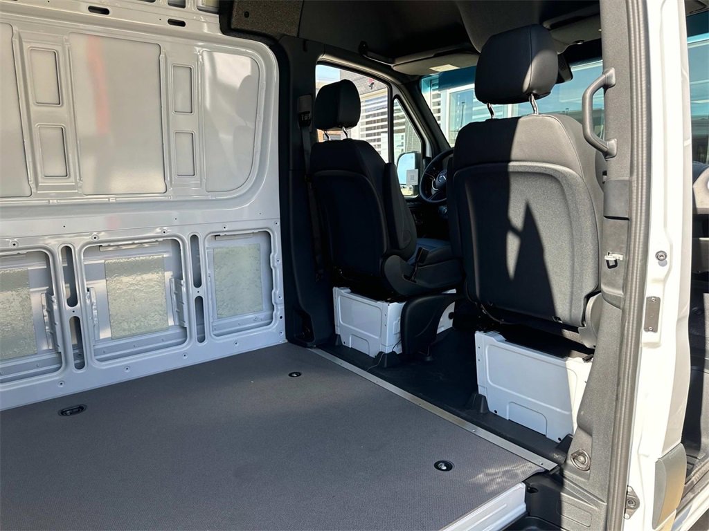 New 2025 Mercedes-Benz Sprinter 2500 image 15