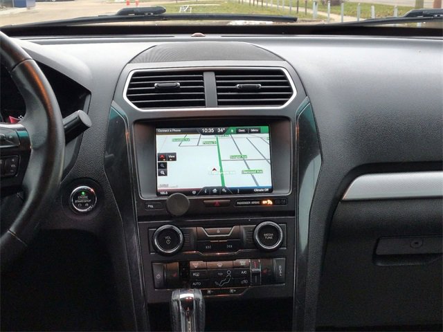 Used 2016 Ford Explorer XLT w/ Equipment Group 202A image 29