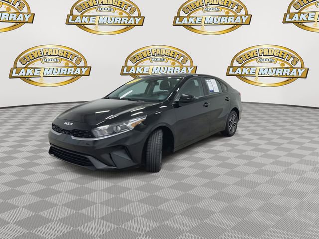 Used 2024 Kia Forte LXS image 7