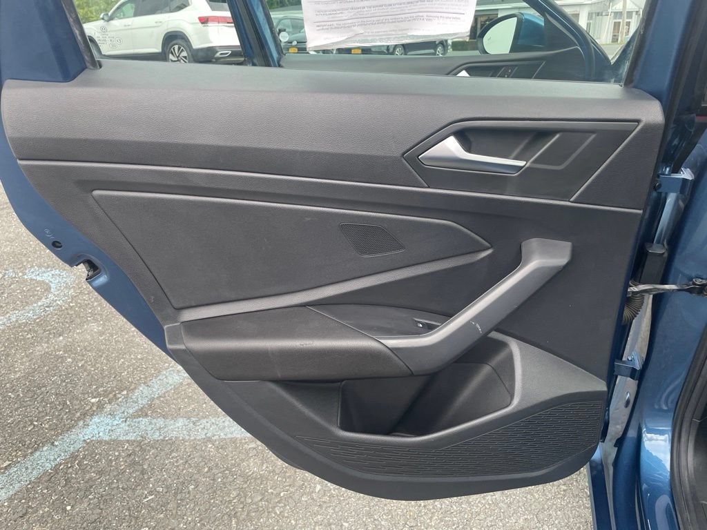 Used 2019 Volkswagen Jetta SEL FWD image 16