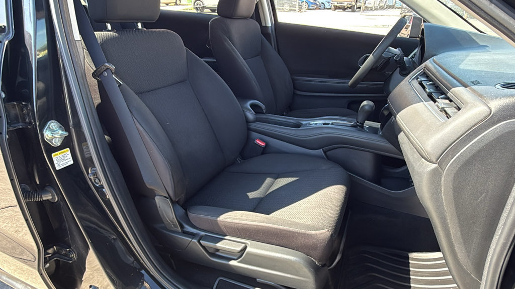 Used 2016 Honda HR-V EX image 34