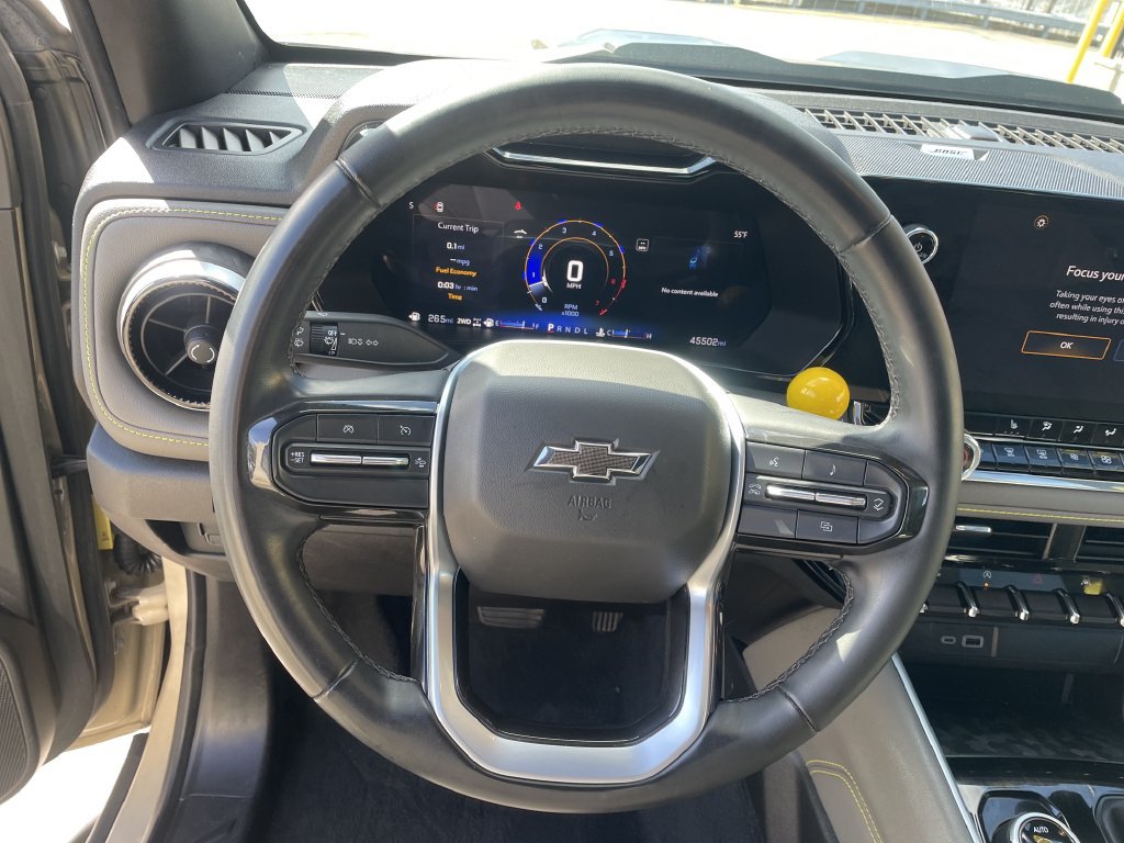 Used 2024 Chevrolet Colorado ZR2 w/ Technology Package AWD/4WD image 16