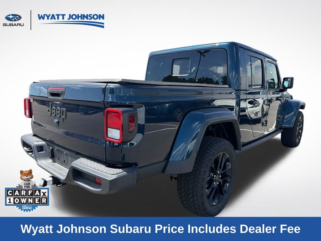 Used 2025 Jeep Gladiator Sport AWD/4WD image 6