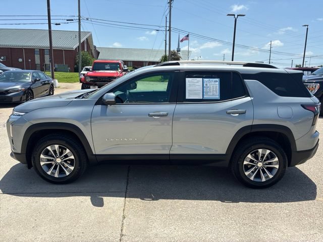 Used 2025 Chevrolet Equinox LT w/ Convenience Package II AWD/4WD image 4