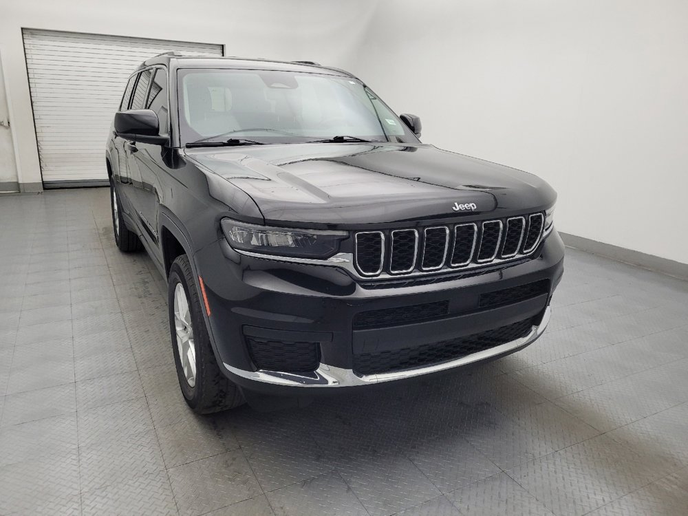 Used 2023 Jeep Grand Cherokee L Laredo image 14