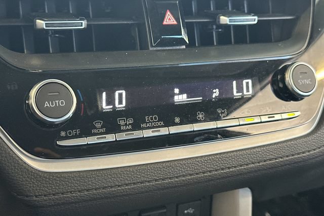 Certified 2025 Toyota Corolla Cross XLE FWD image 25