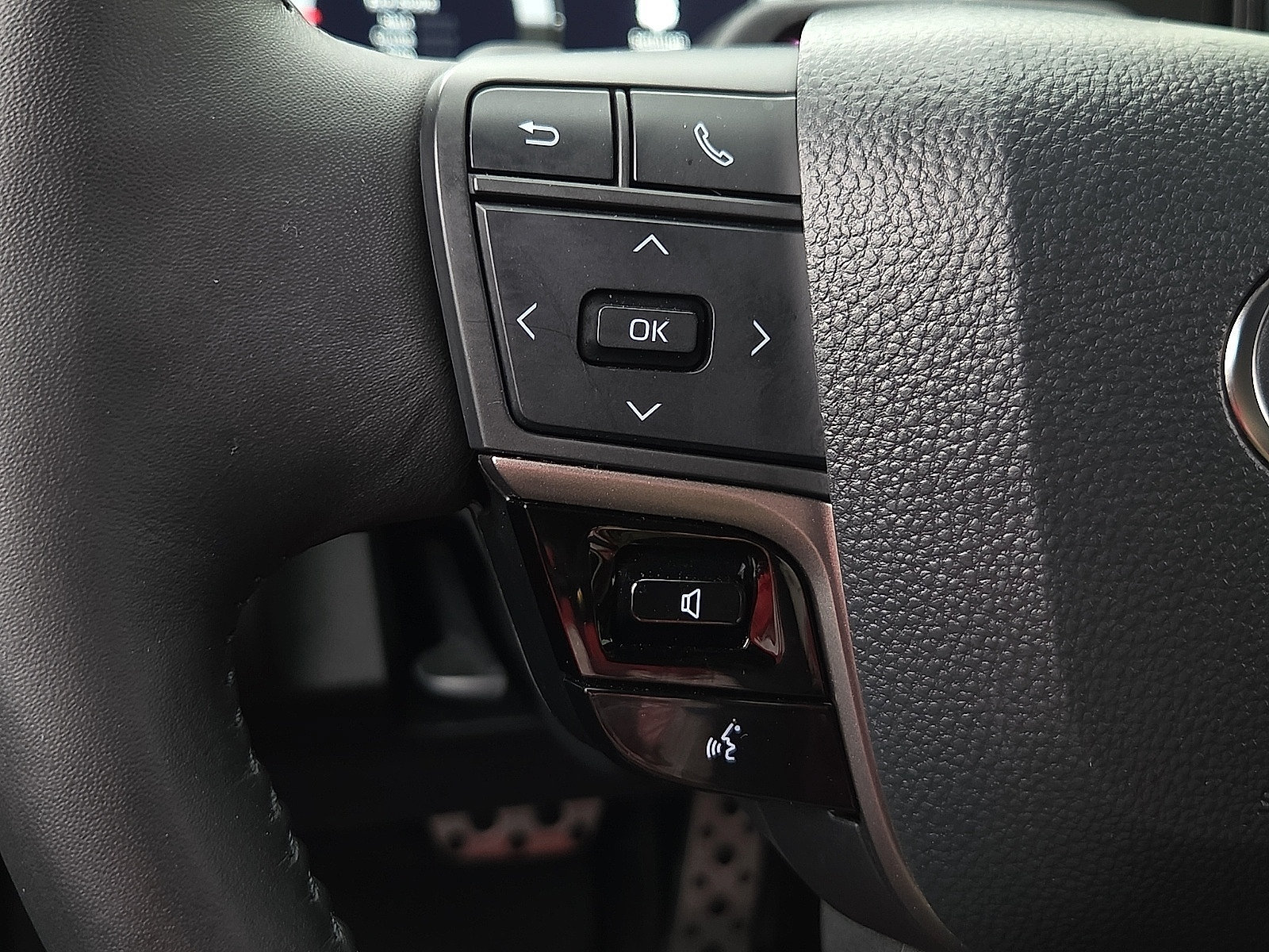 Used 2026 Toyota Camry XSE w/ Premium Plus Package FWD image 22
