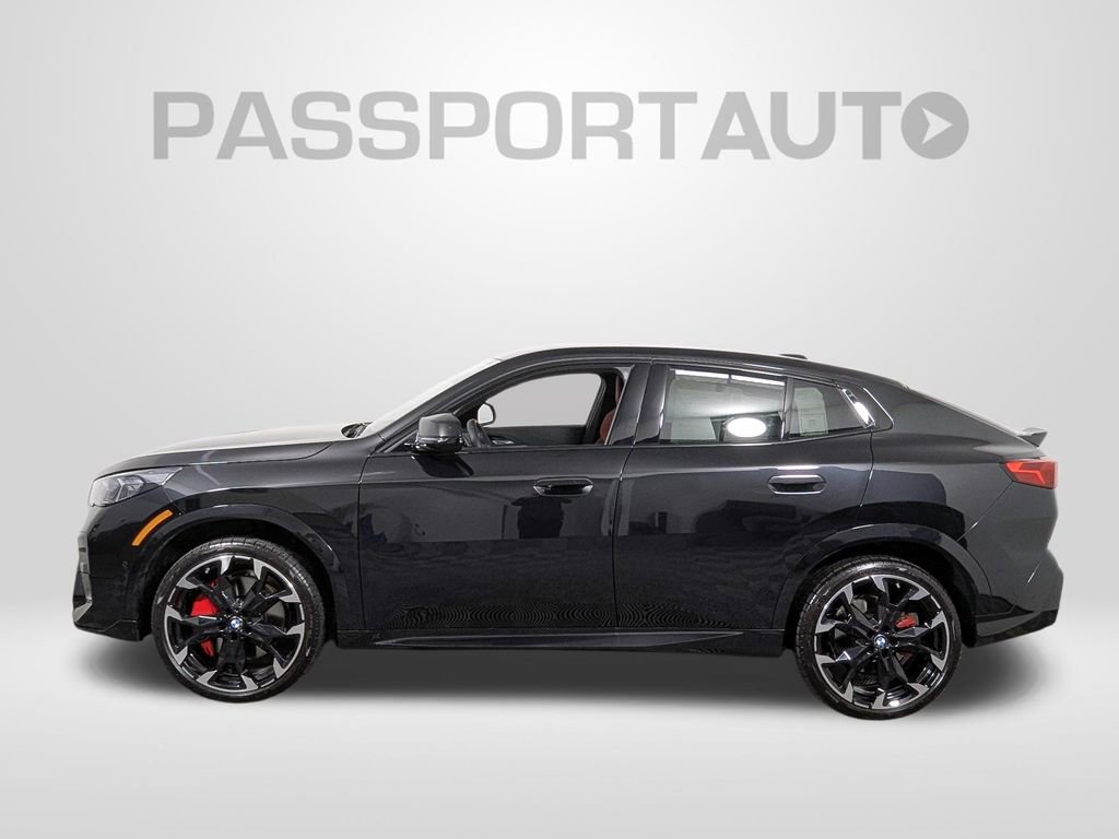 Used 2025 BMW X2 M35i w/ M Sport Professional Package image 2