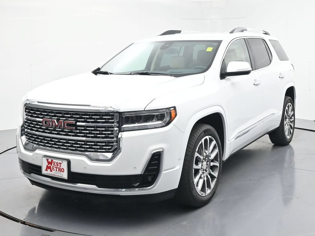 Used 2023 GMC Acadia Denali AWD/4WD image 3