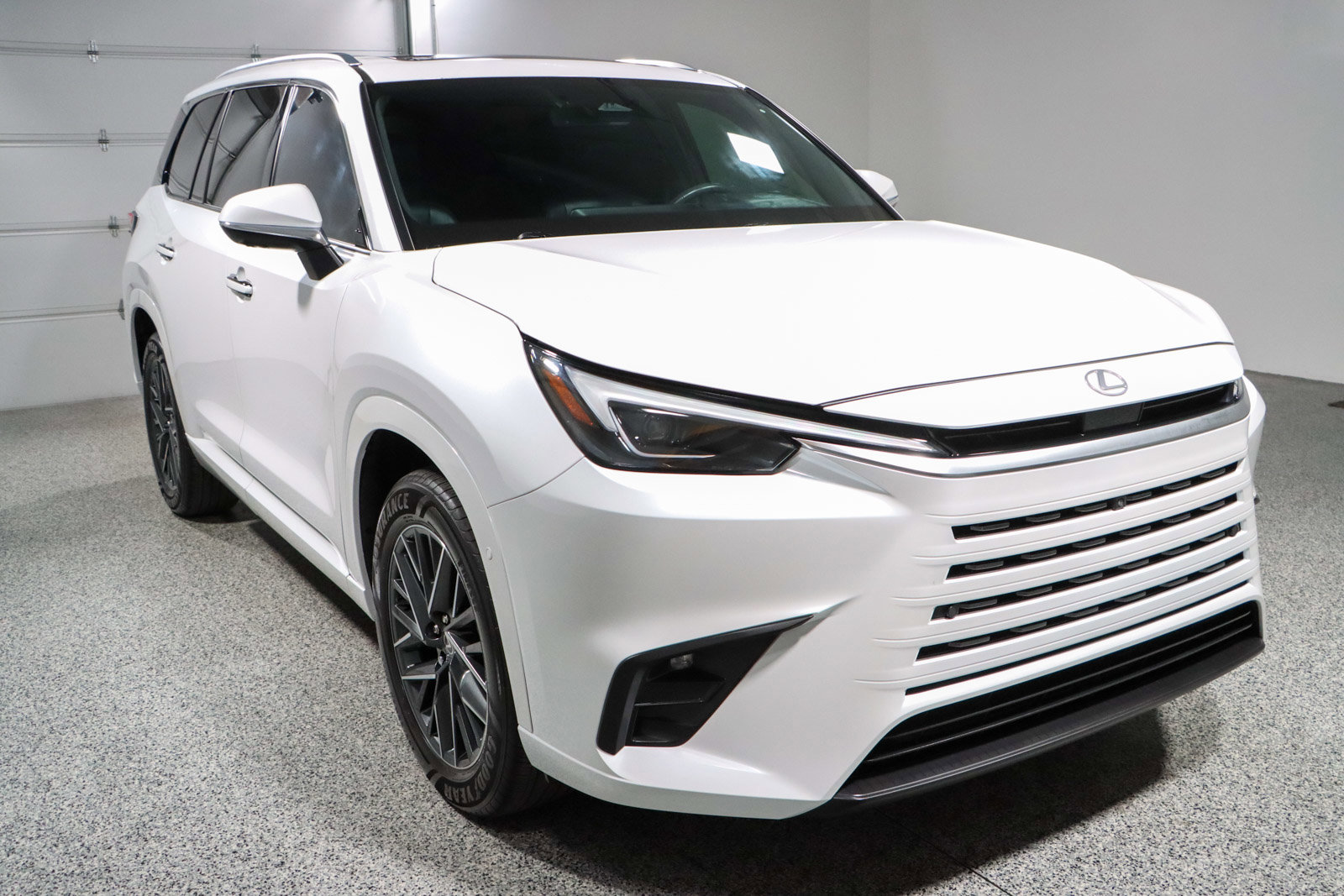 Used 2025 Lexus TX 350 AWD w/ Technology Package image 5