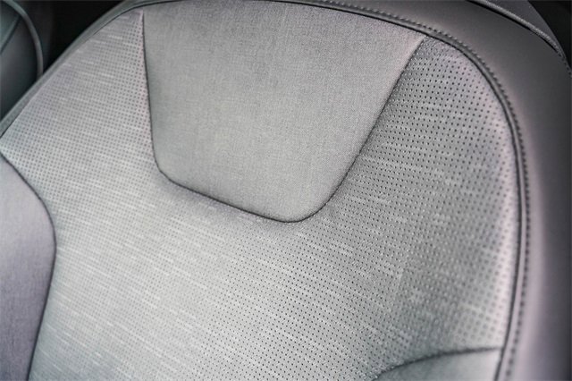 Certified 2023 Kia Niro SX Touring image 24