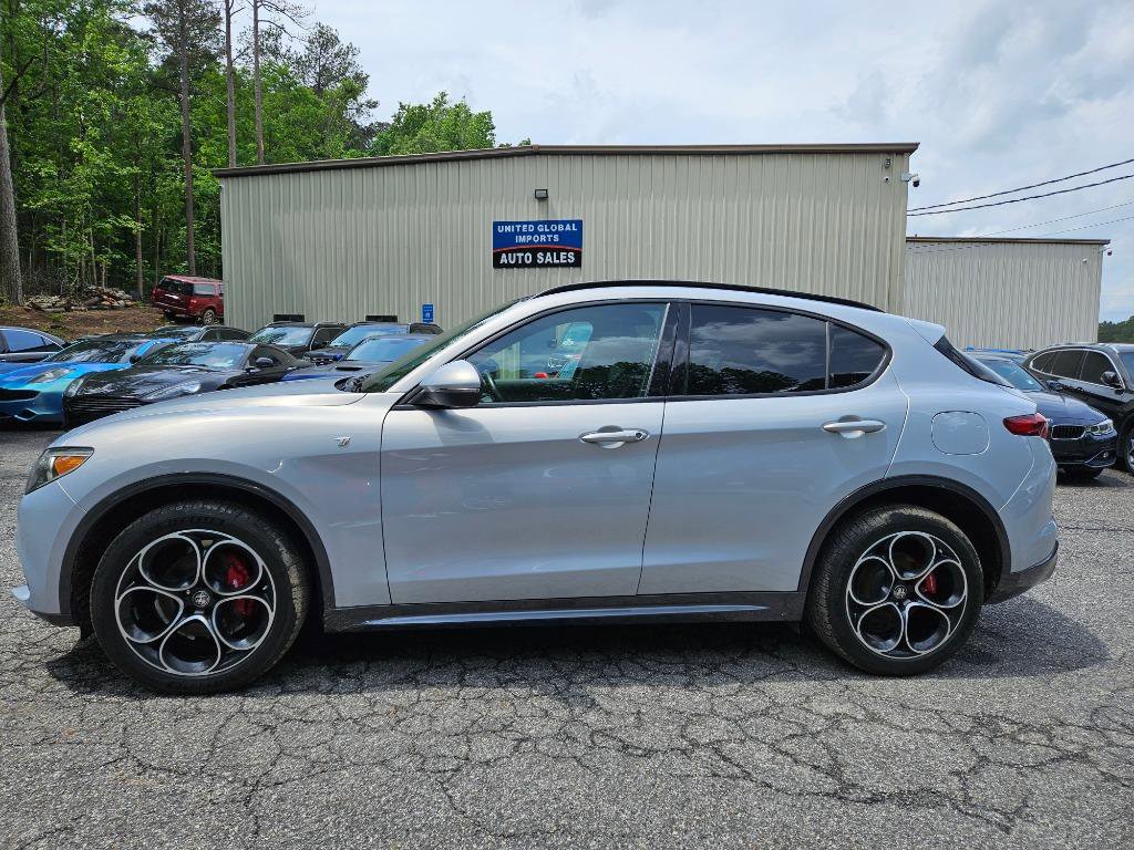 Used 2022 Alfa Romeo Stelvio Ti w/ Active Assist Plus Package image 6