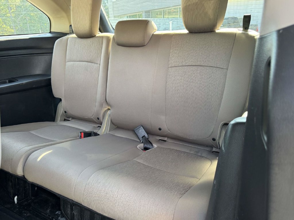 Used 2018 Honda Odyssey EX image 17