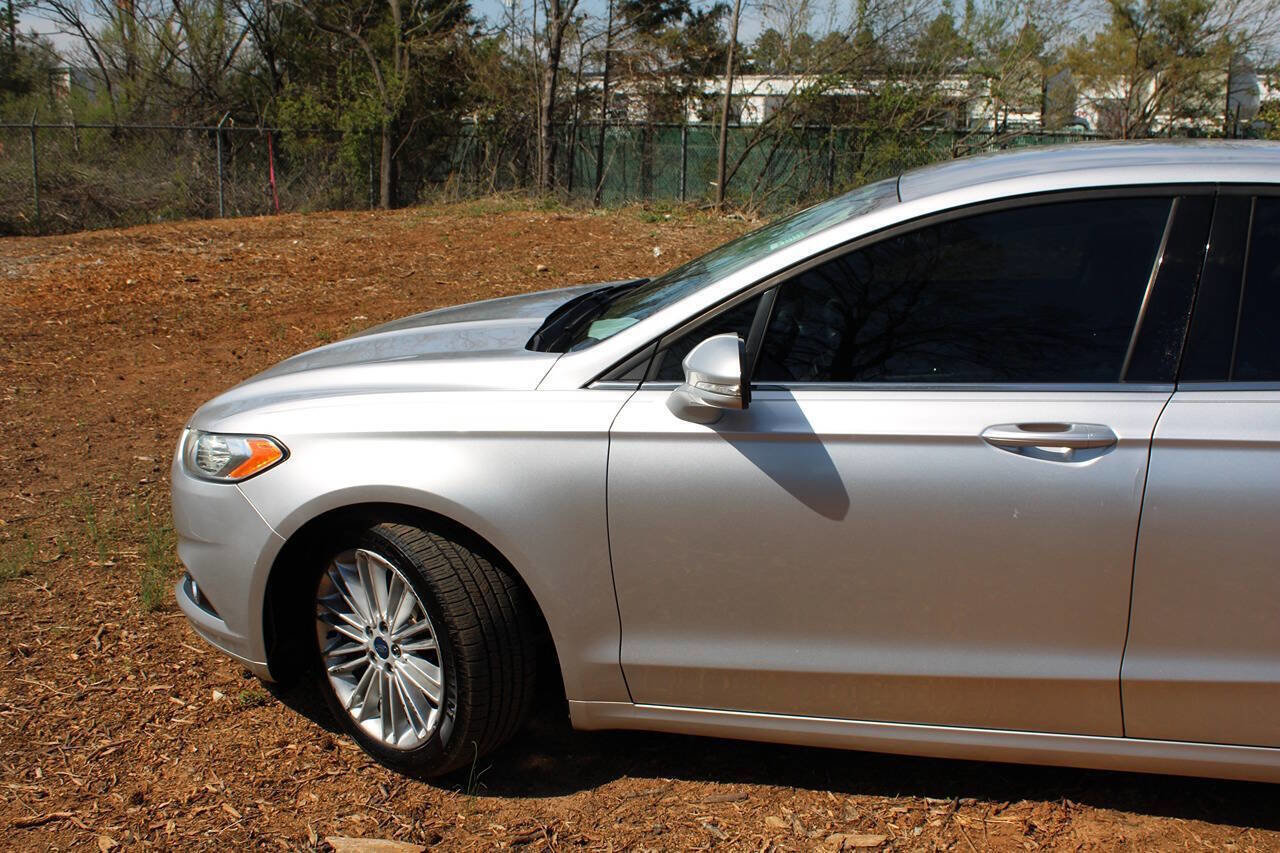 Used 2013 Ford Fusion SE image 11