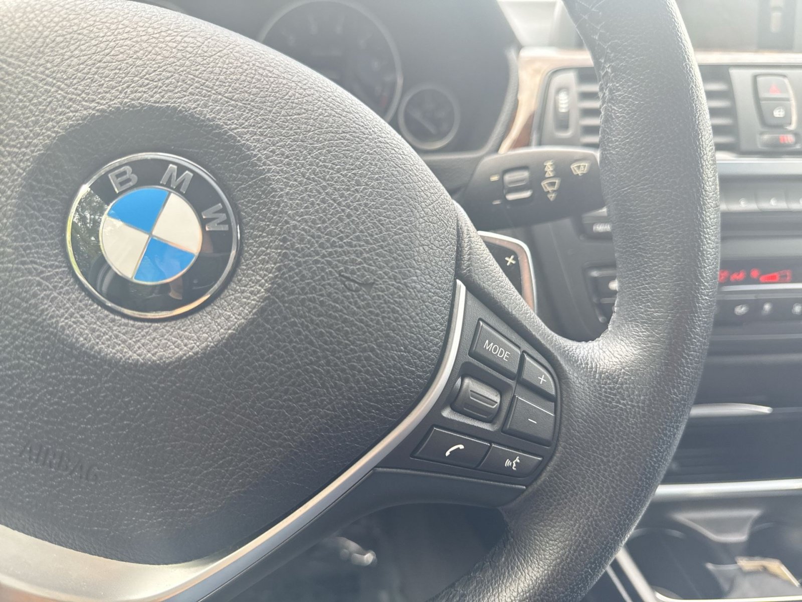 Used 2015 BMW 328i xDrive Wagon AWD/4WD image 22