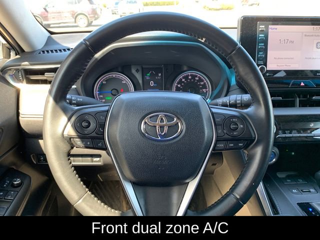 Used 2021 Toyota Venza LE image 18