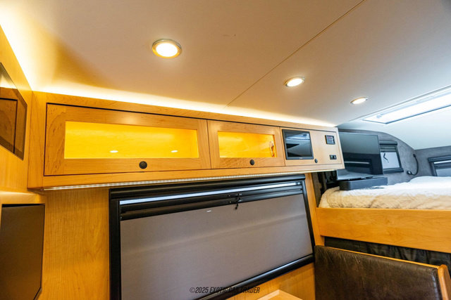 Used 2022 Ford F550 4x4 Crew Cab Super Duty image 74