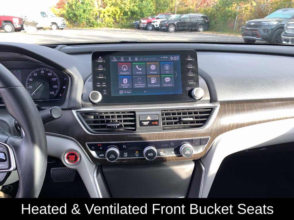 Used 2018 Honda Accord Touring image 17