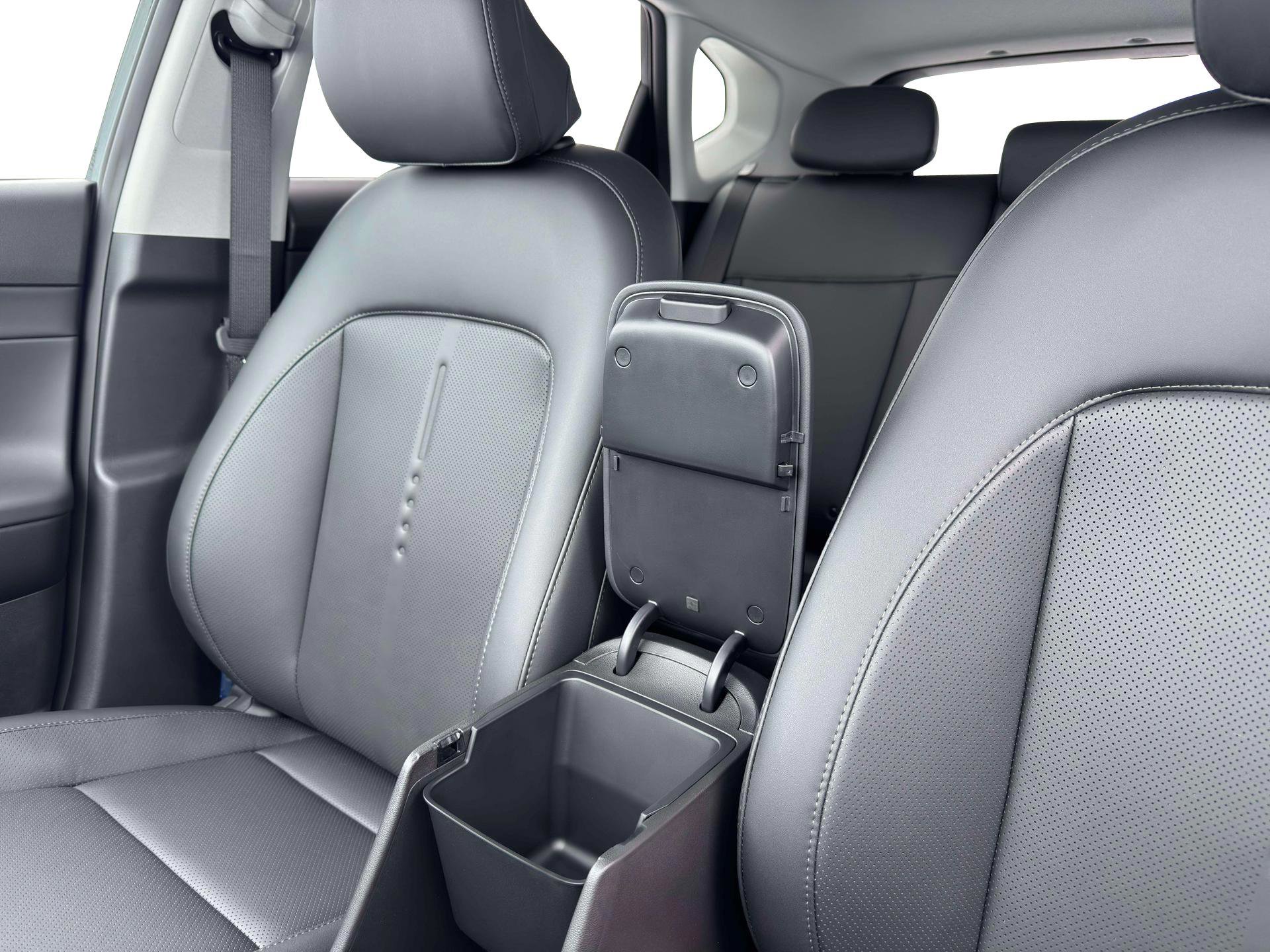 New 2026 Hyundai Kona SEL Premium AWD/4WD image 19