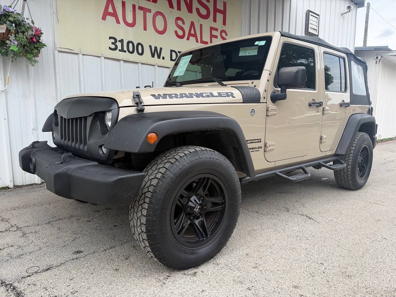 Used 2016 Jeep Wrangler Unlimited Sport w/ Trailer Tow Group AWD/4WD image 10