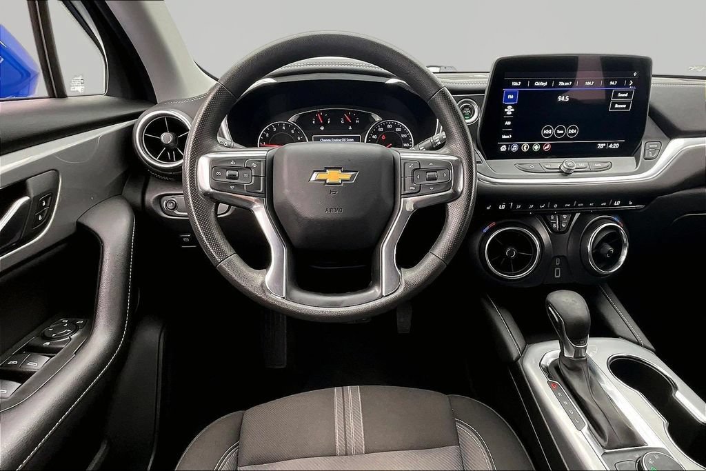 Used 2024 Chevrolet Blazer LT FWD image 5