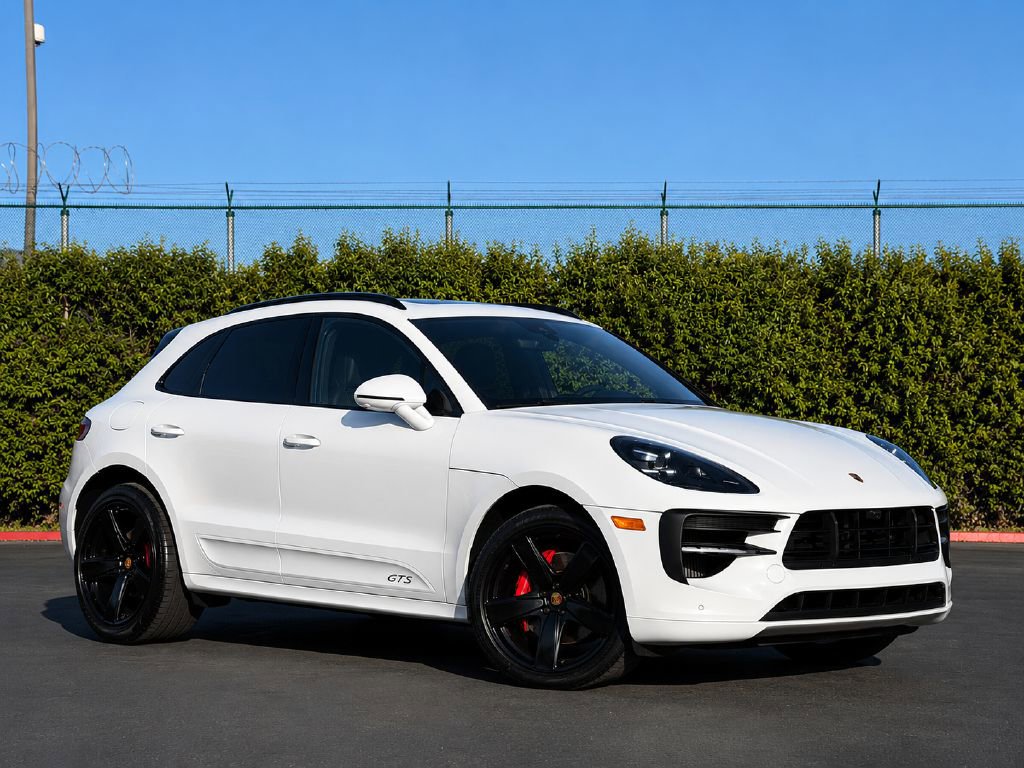 Used 2021 Porsche Macan GTS w/ Premium Package Plus (PF9) AWD/4WD image 1