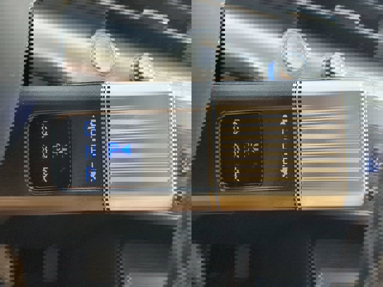 Used 2024 Hyundai Kona Limited image 18