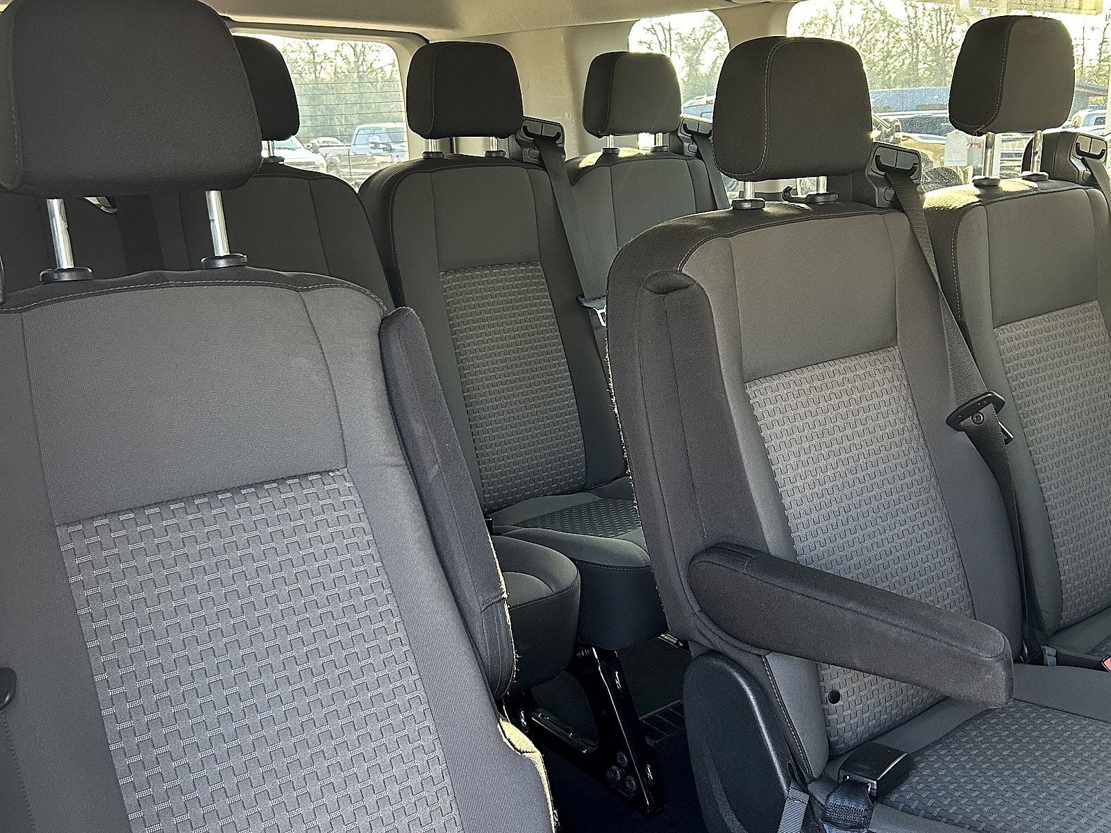 Used 2023 Ford Transit 350 XLT image 9