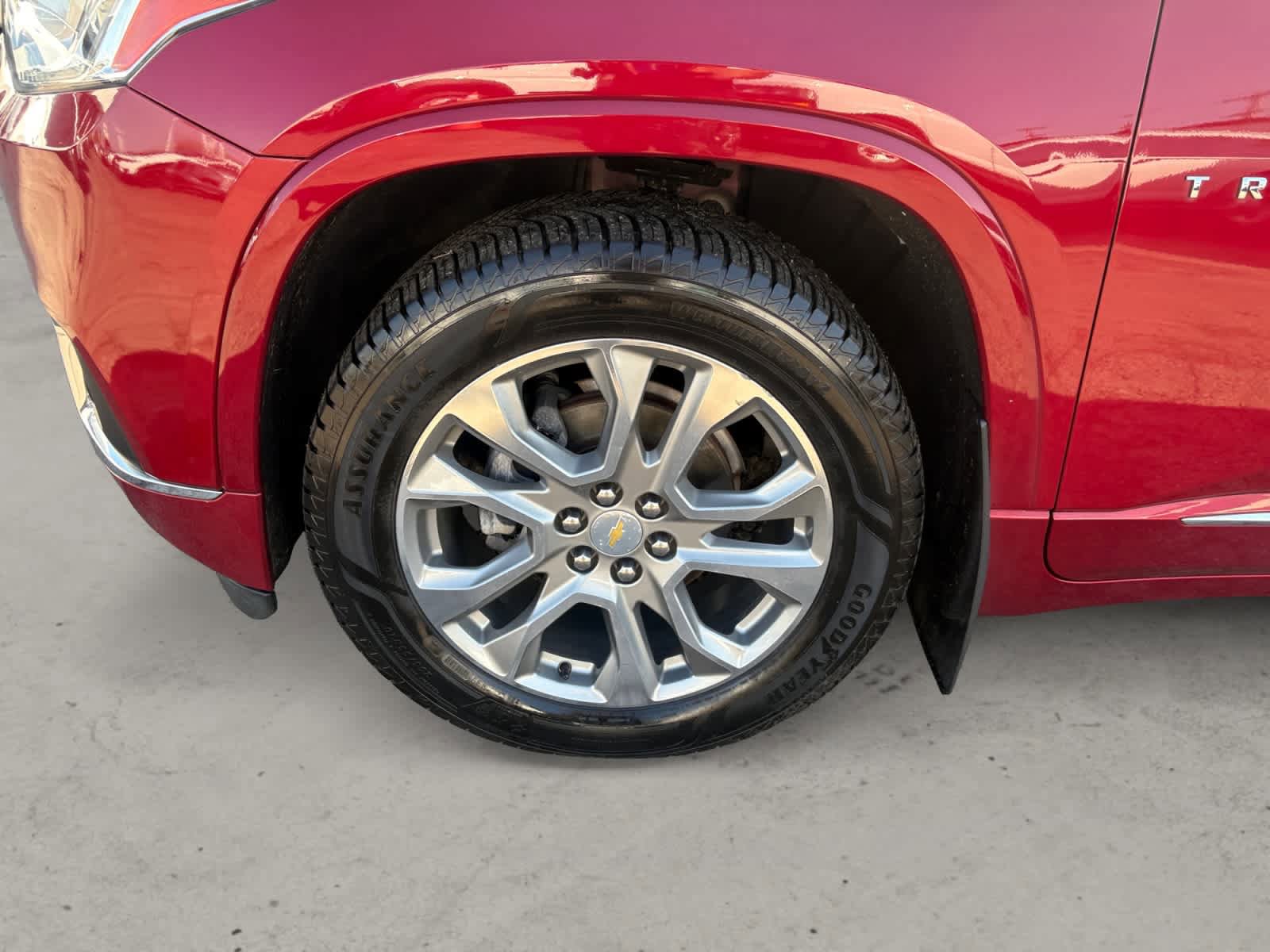 Used 2018 Chevrolet Traverse Premier w/ LPO, Floor Liner Package AWD/4WD image 8