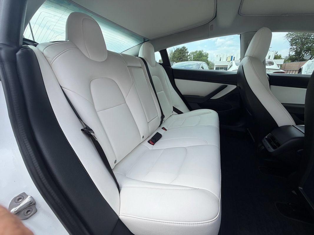 Used 2020 Tesla Model 3 Long Range AWD/4WD image 27