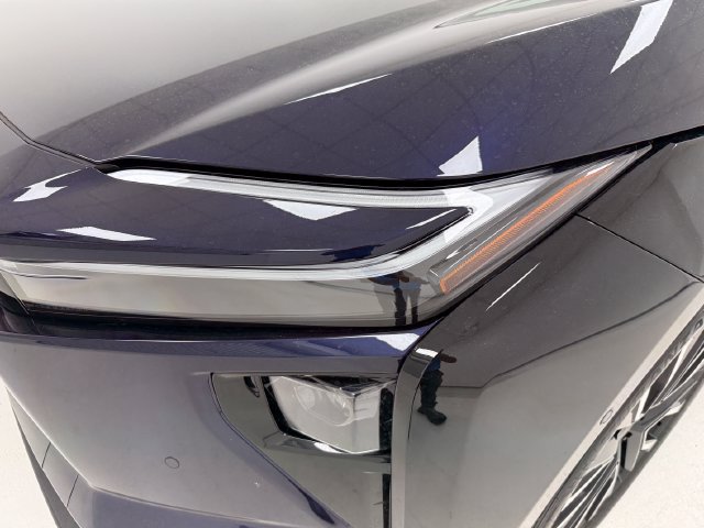 New 2027 Toyota bZ FWD image 6