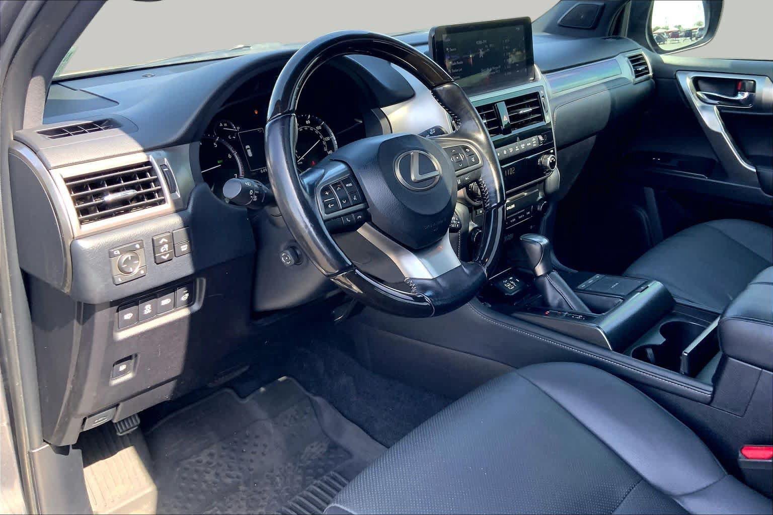 Used 2022 Lexus GX 460 Premium w/ Premium Plus Package AWD/4WD image 18