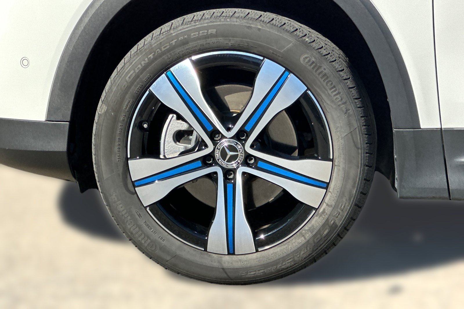 Certified 2023 Mercedes-Benz EQB 300 4MATIC image 13