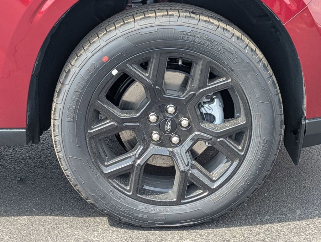 New 2026 Ford Maverick Lariat w/ Black Appearance Package image 17