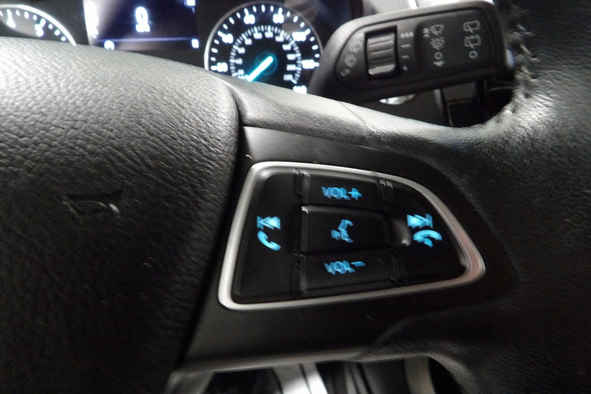 Used 2021 Ford EcoSport Titanium image 18