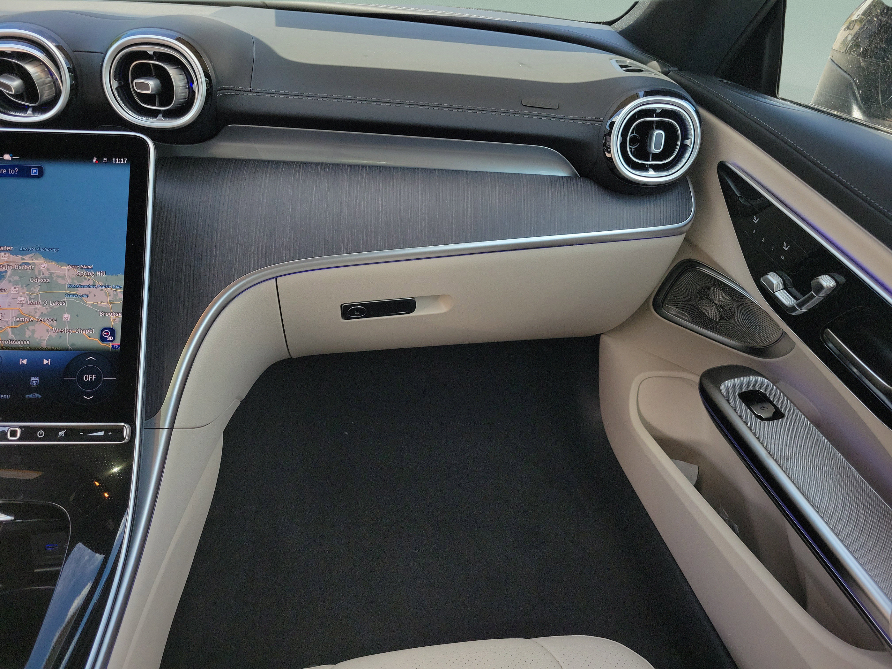 New 2026 Mercedes-Benz CLE 450 4MATIC Coupe image 16