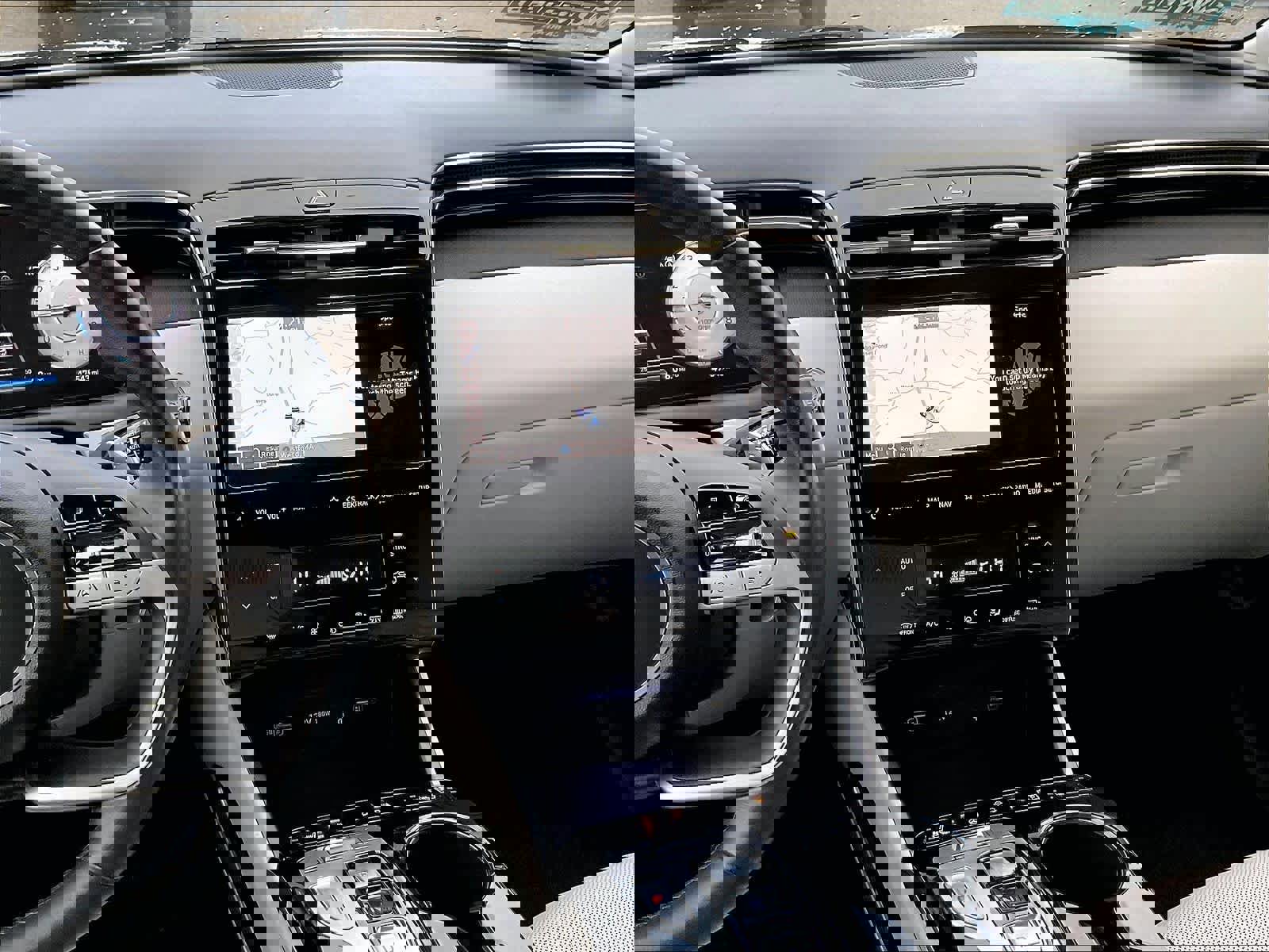 Used 2023 Hyundai Tucson Limited image 18