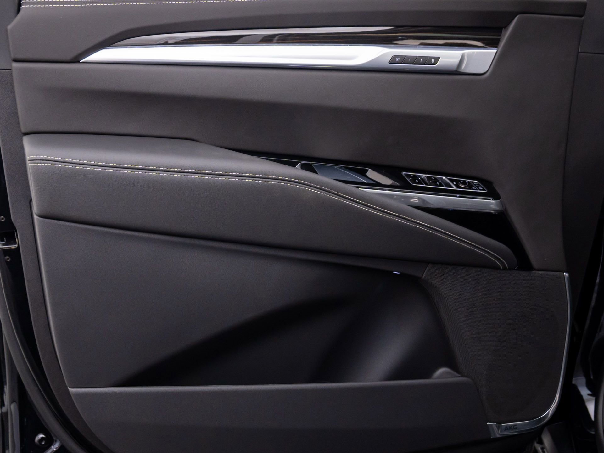 New 2026 Cadillac Escalade Luxury w/ Touring Package image 14