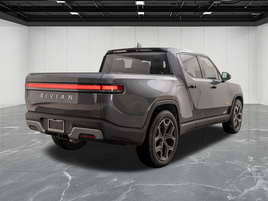 Used 2022 Rivian R1T Adventure image 6