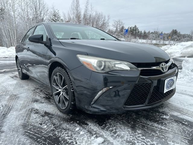 Used 2016 Toyota Camry XSE w/ Moonroof Package image 7