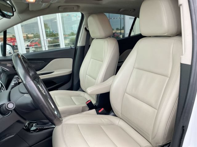 Certified 2018 Buick Encore Essence w/ Experience Buick Package FWD image 12