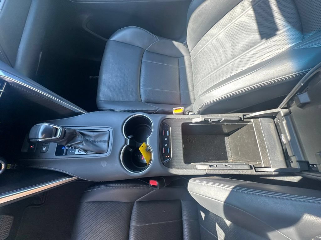 Used 2023 Toyota Venza Limited AWD/4WD image 21