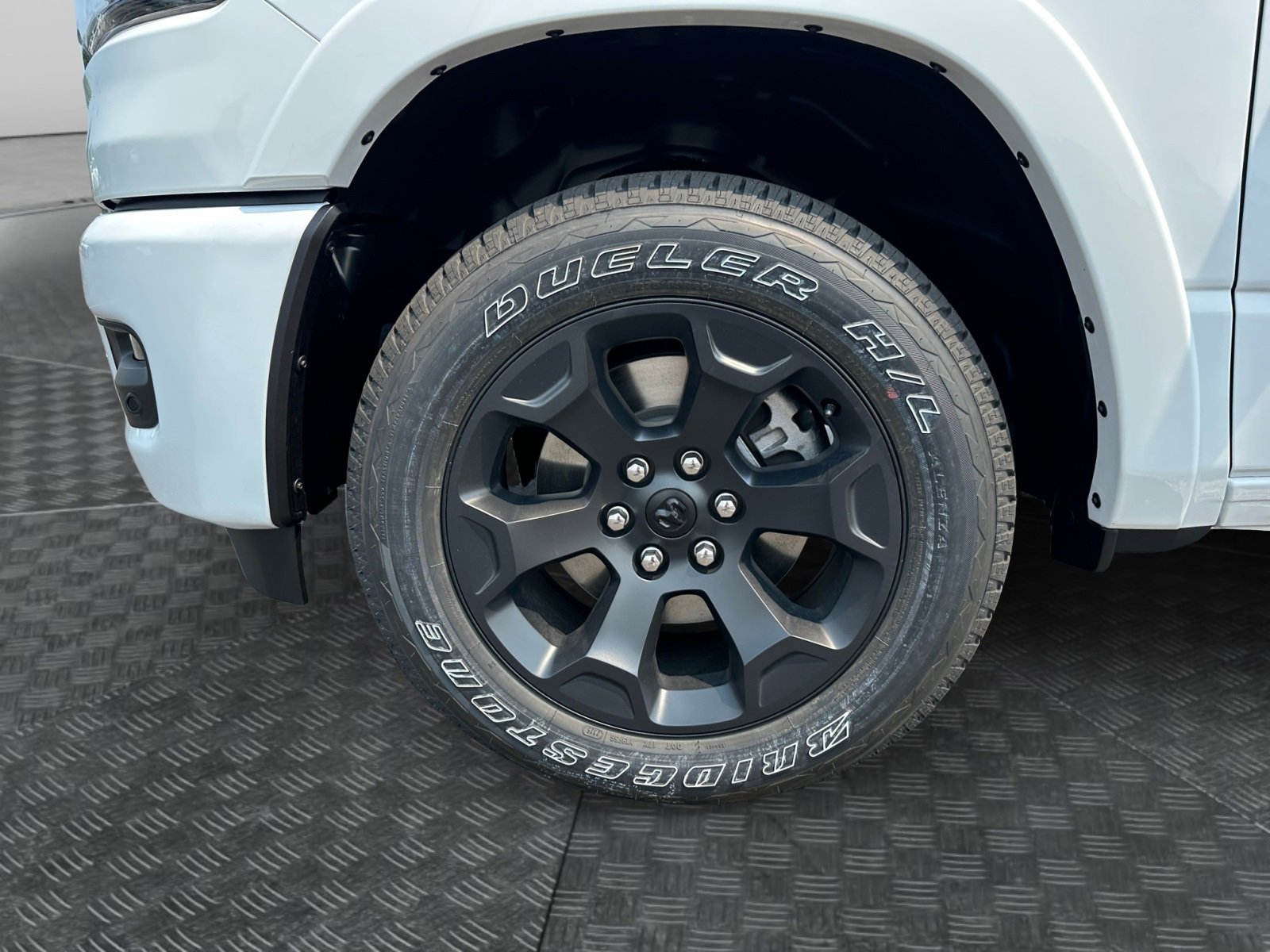 New 2026 RAM 1500 4x4 Crew Cab image 14