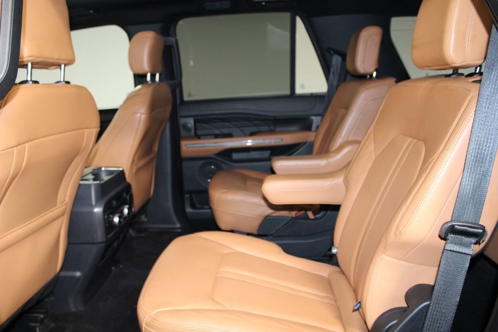 Used 2022 Ford Expedition Platinum image 26